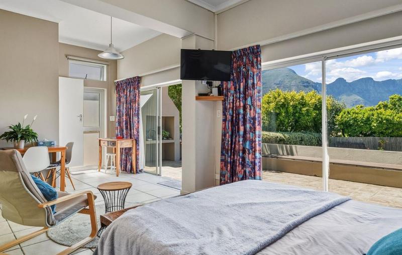 4 Bedroom Property for Sale in Hout Bay Western Cape